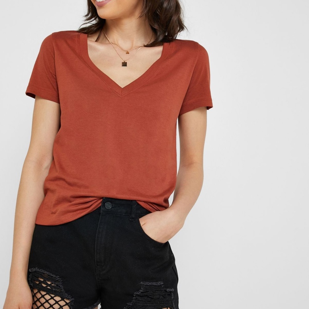 *LikeNew* Lot of 2 Forever 21 V-Neck T-Shirts